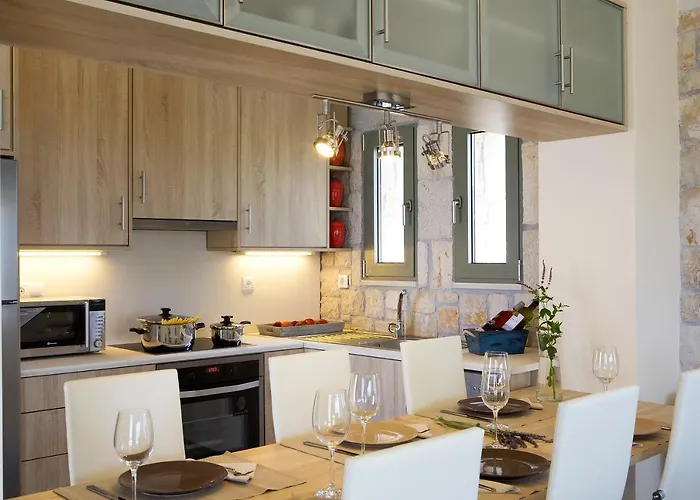 Mimosa Villa Lefkada City
