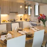 Mimosa Vila